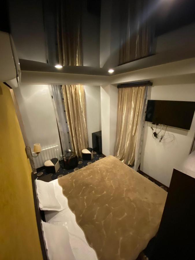 Hotel Du Vin Rouge Tbilisi Esterno foto