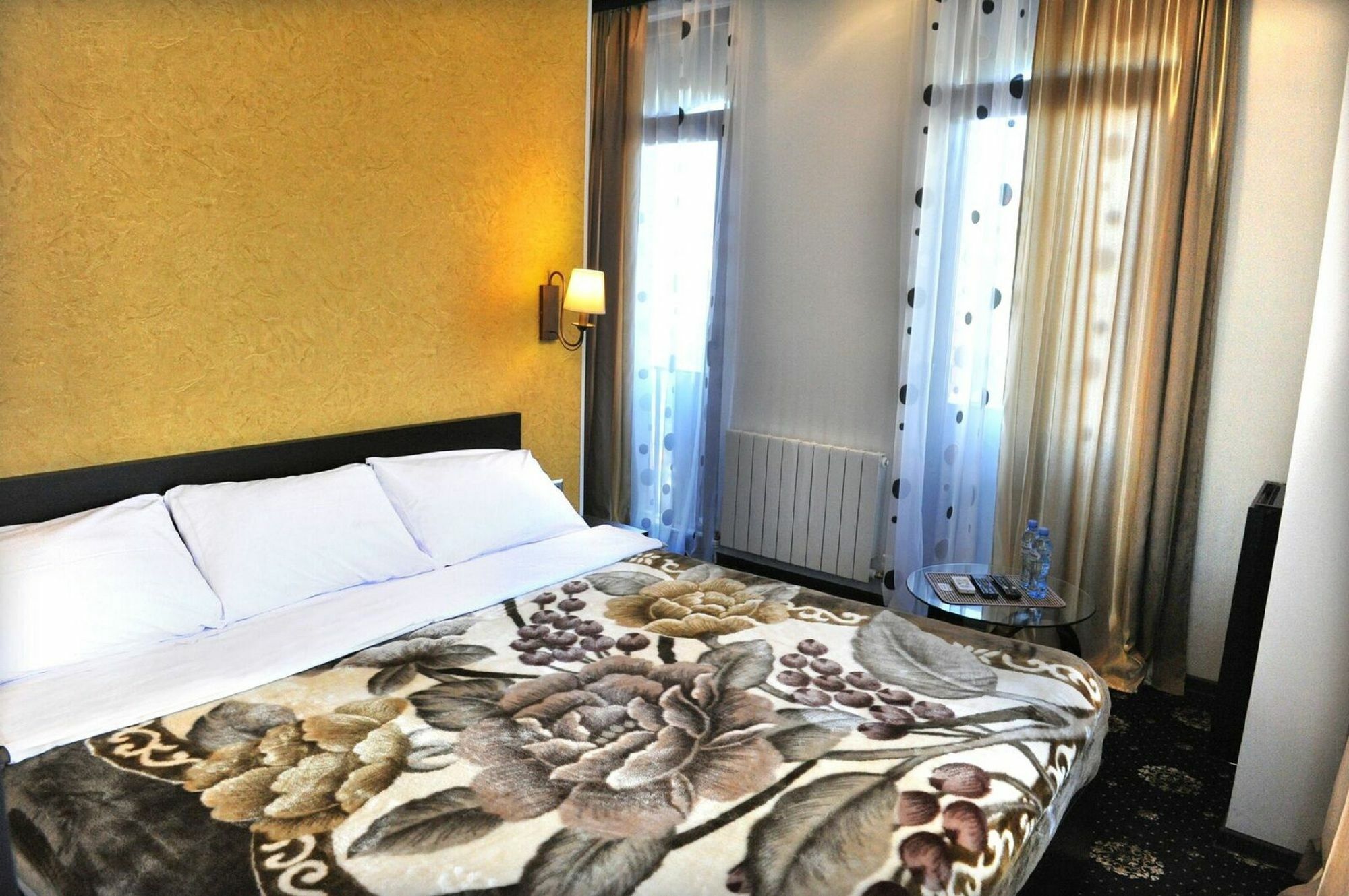 Hotel Du Vin Rouge Tbilisi Esterno foto