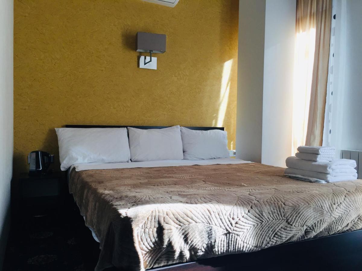 Hotel Du Vin Rouge Tbilisi Esterno foto